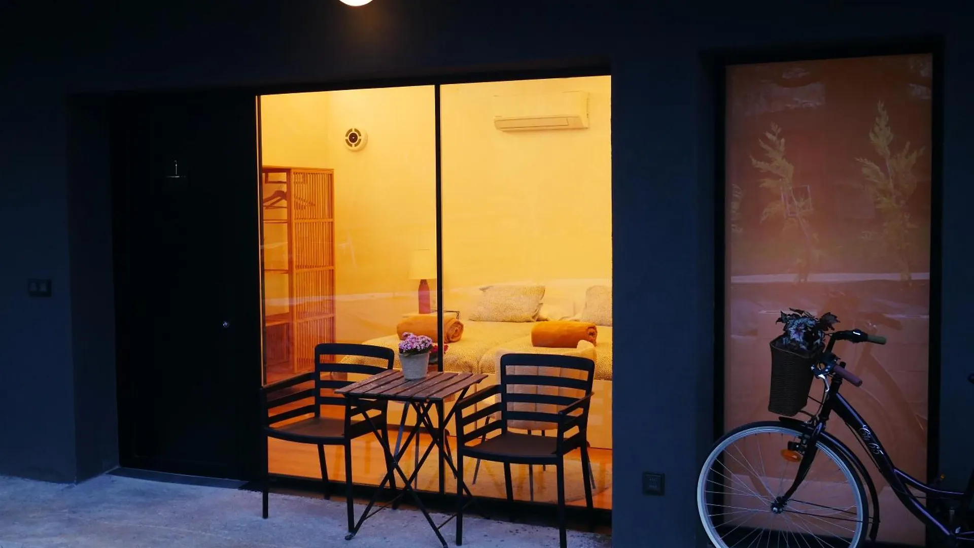Kh Lezama Suites, Breakfast & Laundry 0*, Lezama (Biscay)