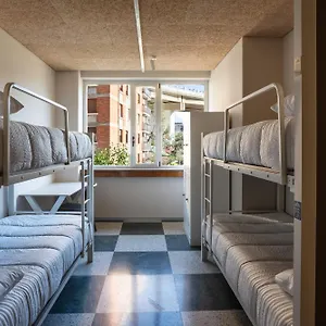 Lamia Bbk Women Hostel-solo Mujeres Bilbao